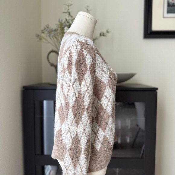 NWOT William Rast Argyle Patterned Brown and White Women's Sweater Size Large - Picture 3 of 9